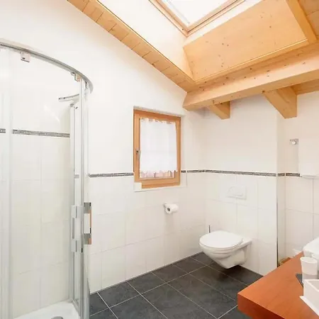 Contact Us At What App - 0041-798-079-427 To Book!! Chalet Im Alpinen Stil 6 Schlafzimmer Βίλα