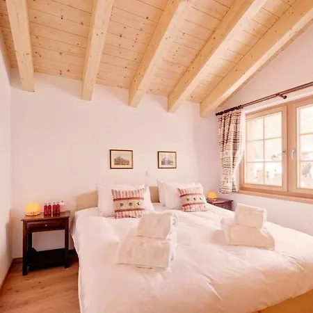Villa Contact Us At What App - 0041-798-079-427 To Book!! Chalet Im Alpinen Stil 6 Schlafzimmer *